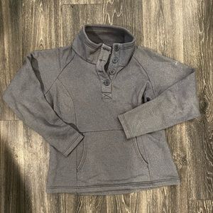 Columbia women’s gray pullover sweatshirt